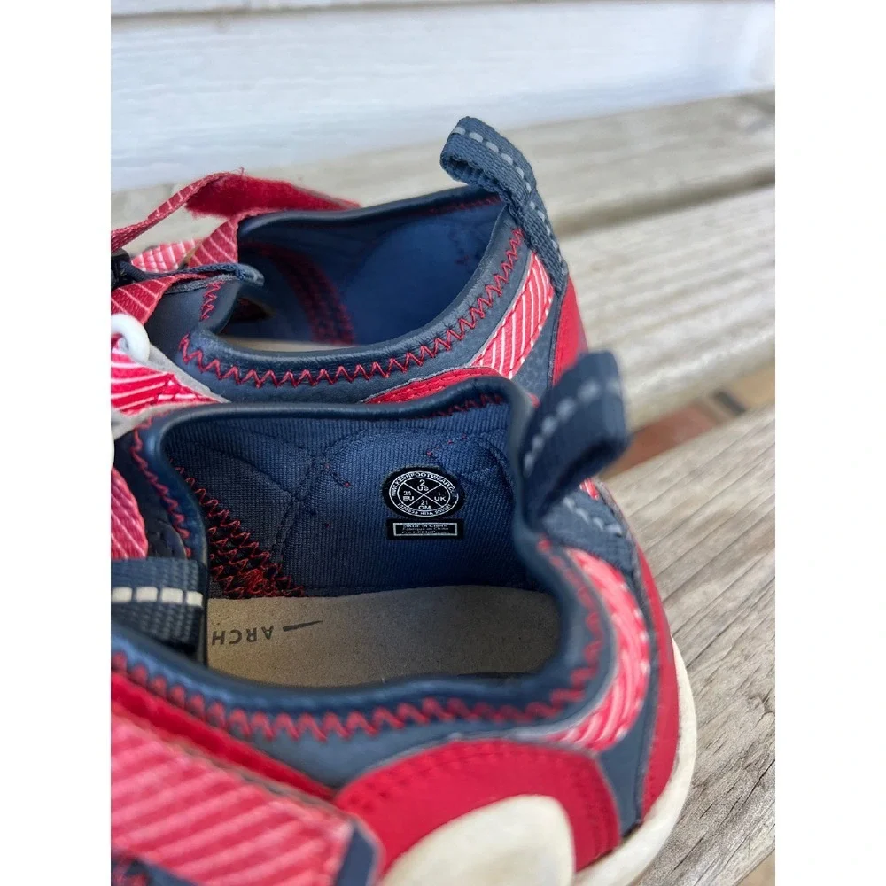 KEEN Newport‎ Navy Blue Red Waterproof Washable Sandals size 2 US